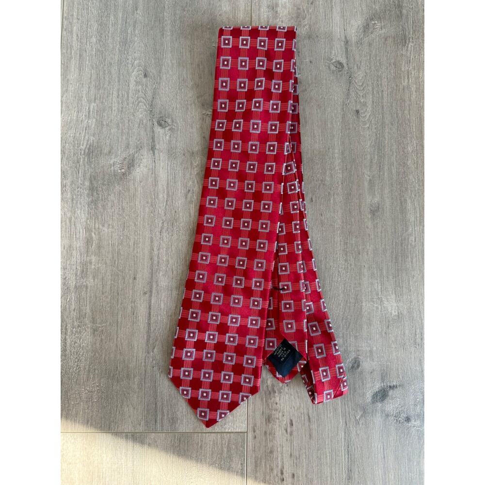 Hart Schaffner Marx Red Blue Geometric Woven 100% Silk Tie